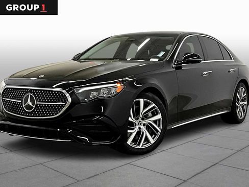 New 2026 Mercedes-Benz E 450 4MATIC Sedan image 1