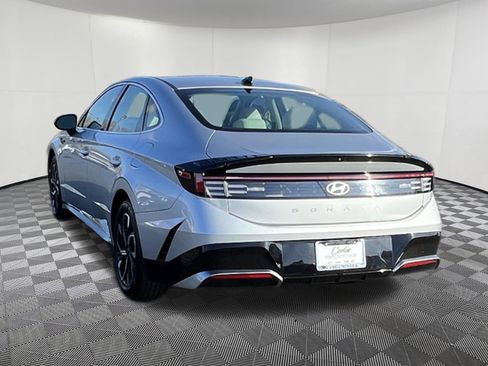 Used 2025 Hyundai Sonata SEL image 4