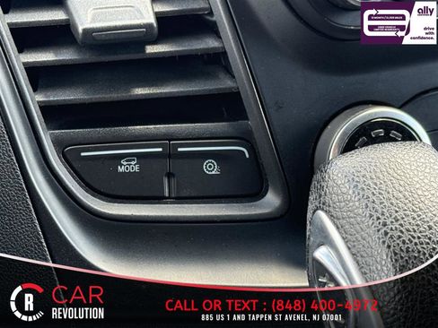 Used 2023 Ford Transit 250 148 High Roof AWD image 13