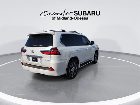 Used 2016 Lexus LX 570 4WD w/ Luxury Package image 8