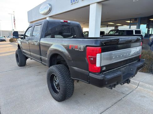 Used 2017 Ford F350 Platinum w/ Platinum Ultimate Package image 7