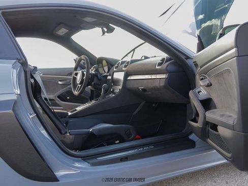 Used 2023 Porsche 718 Cayman GT4 RS image 28