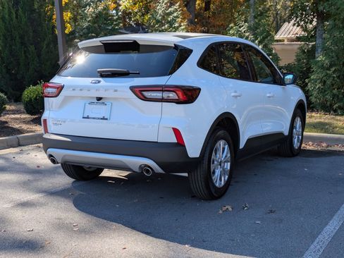 New 2026 Ford Escape Active image 3