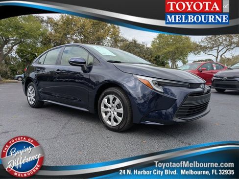 New 2026 Toyota Corolla LE FWD image 1