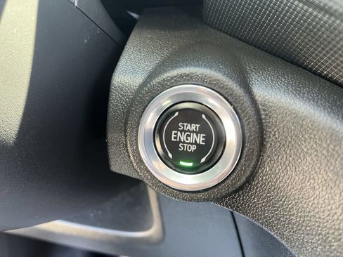 Used 2023 Chevrolet TrailBlazer LT FWD image 15