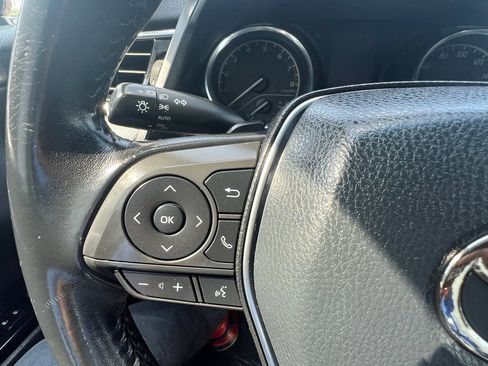 Used 2018 Toyota Camry SE image 20