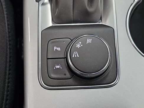 Used 2026 Chevrolet Blazer LT FWD image 22