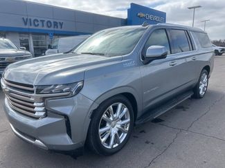 Used 2024 Chevrolet Suburban High Country w/ Advanced Technology Package video 1