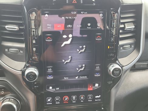 Used 2020 RAM 1500 Big Horn image 25