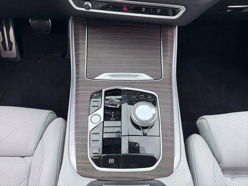 Certified 2024 BMW X5 xDrive40i w/ Executive Package image 18