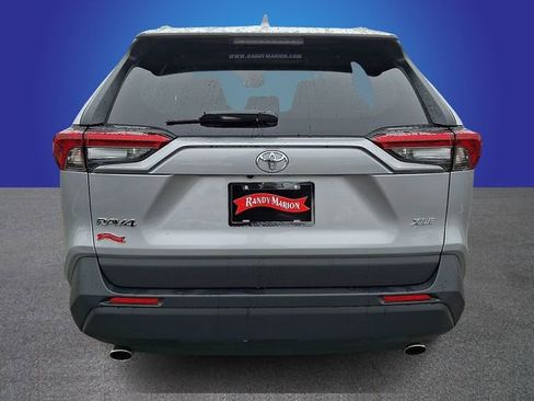 Used 2025 Toyota RAV4 XLE w/ Convenience Package FWD image 5