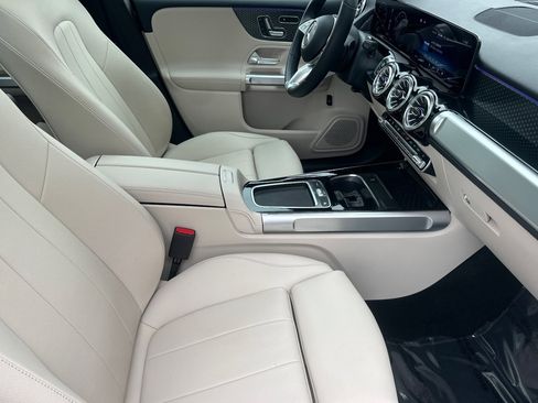 Certified 2025 Mercedes-Benz GLB 250 image 16