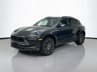 Certified 2025 Porsche Macan AWD/4WD video 1