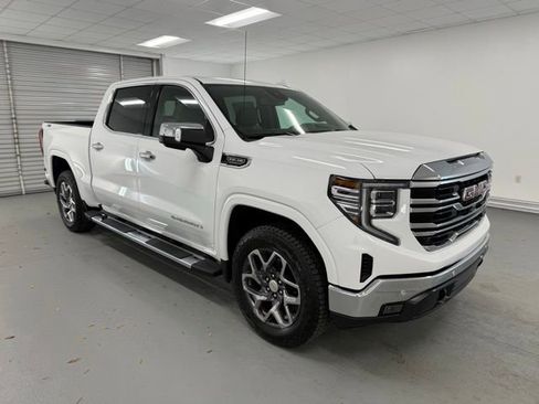 New 2026 GMC Sierra 1500 SLT w/ SLT Premium Plus Package image 3