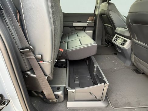 New 2026 Ford F350 Lariat w/ Lariat Ultimate Package image 35