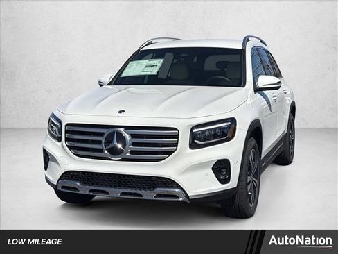 Certified 2025 Mercedes-Benz GLB 250 image 1