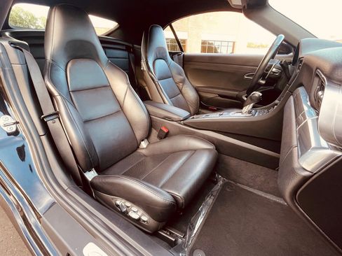 Used 2019 Porsche 911 Carrera S image 34