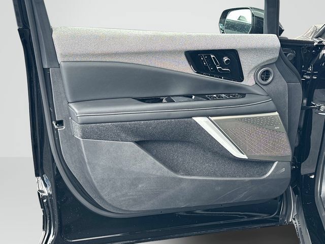 New 2027 Cadillac Optiq Sport w/ LPO, Floor Liner Package AWD/4WD image 8