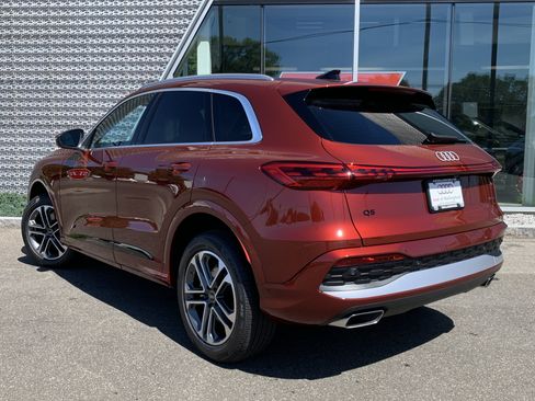 New 2025 Audi Q5 Premium Plus AWD/4WD image 3