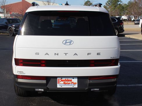 Used 2025 Hyundai Santa Fe Limited image 7