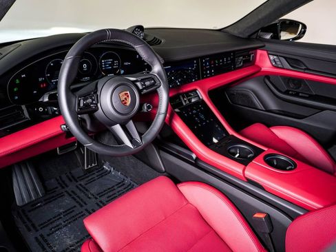 Certified 2023 Porsche Taycan GTS image 4