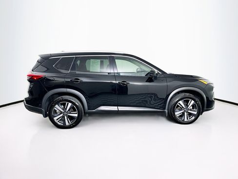 Used 2024 Nissan Rogue SL w/ SL Premium Package FWD image 10