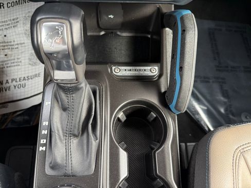 Used 2022 Ford Bronco Wildtrak image 21