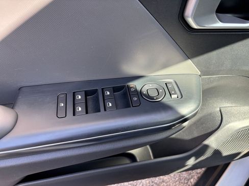 Used 2025 Kia K4 FWD image 18