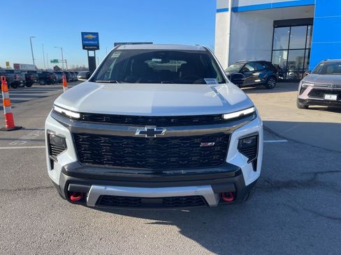 New 2026 Chevrolet Traverse Z71 w/ Enhanced Driving Package image 7