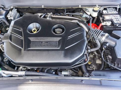 Used 2018 Ford Fusion SE w/ Fusion SE Technology Package image 26