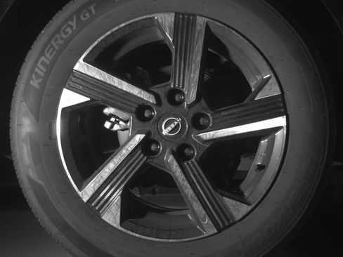 Used 2025 Nissan Sentra SV FWD image 15