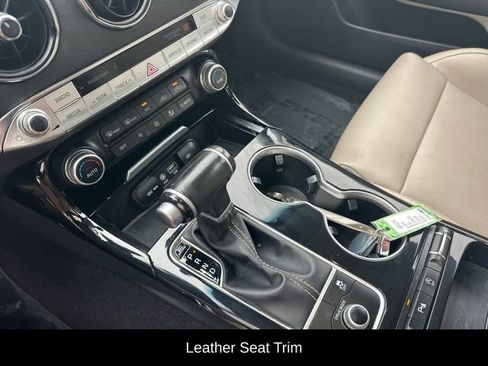 Used 2019 Kia Stinger RWD image 28