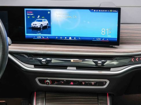 Used 2025 BMW X5 sDrive40i w/ Executive Package RWD image 16