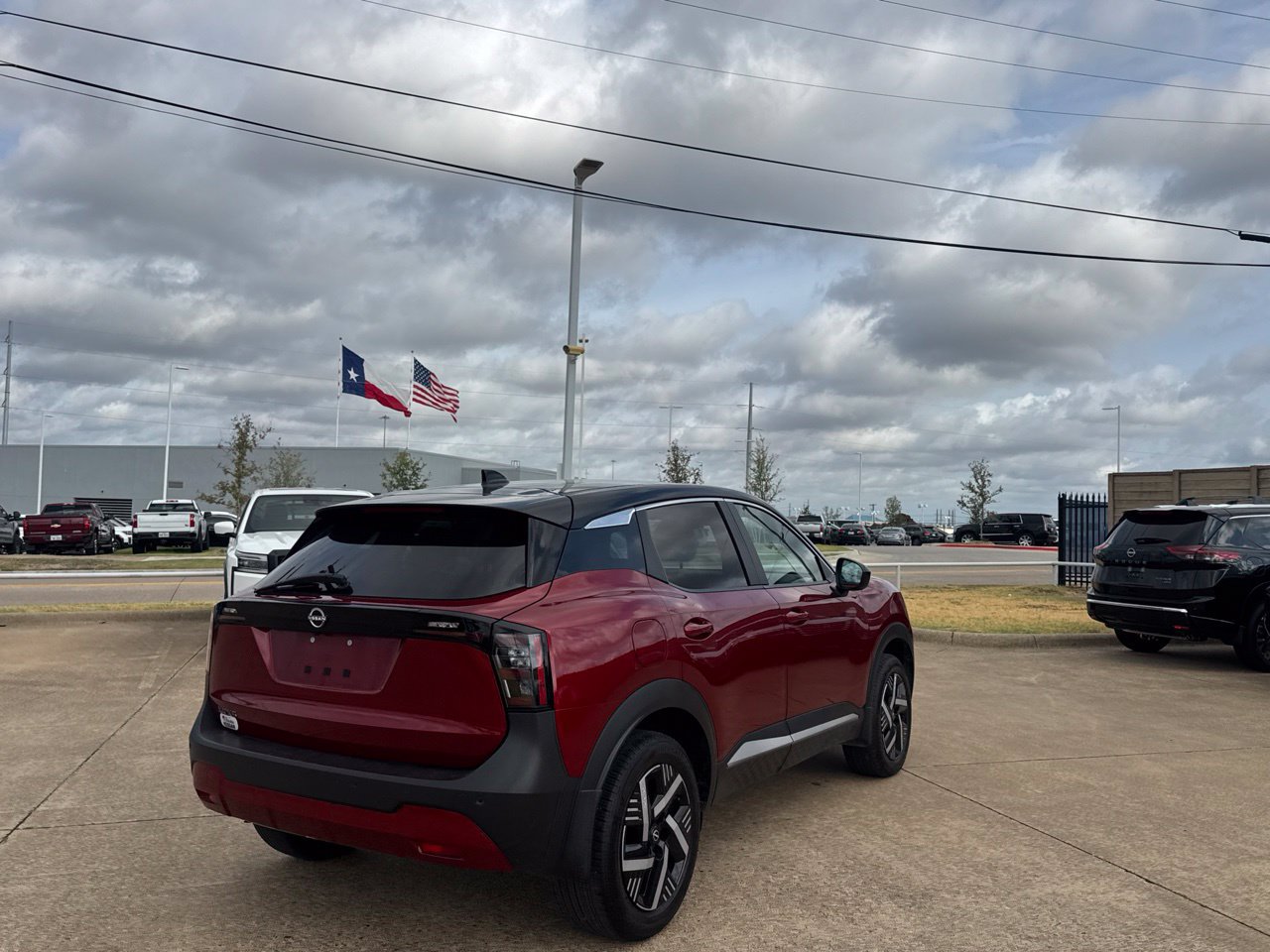 Used 2025 Nissan Kicks SV FWD image 22