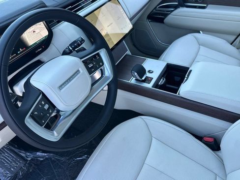 New 2026 Land Rover Range Rover SE AWD/4WD image 4