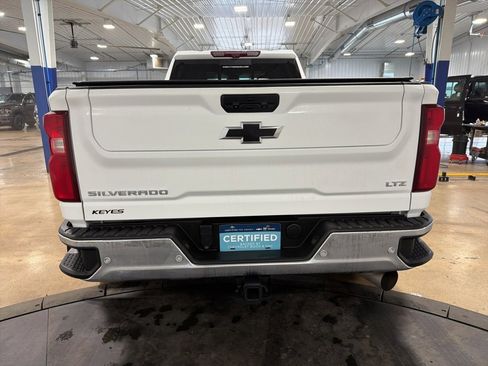 Certified 2024 Chevrolet Silverado 3500 LTZ w/ LTZ Convenience Package image 44