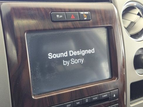 Used 2012 Ford F150 Lariat w/ Lariat Chrome Pkg image 25