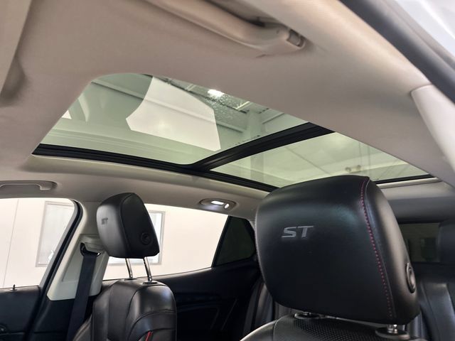 Certified 2023 Buick Envision Essence w/ Sport Touring Package AWD/4WD image 22