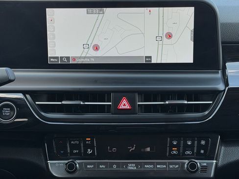 Used 2025 Kia Seltos S image 16