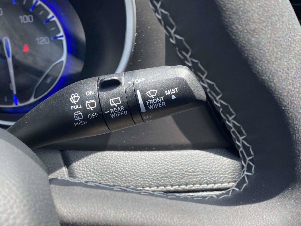 New 2027 Chrysler Pacifica Select FWD image 54