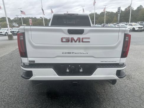 New 2026 GMC Sierra 3500 Denali w/ Denali Reserve Package image 5