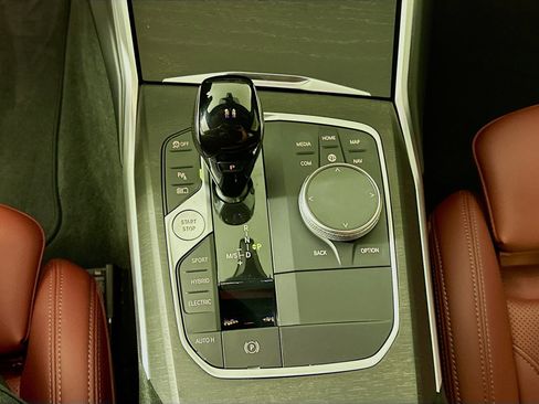 Used 2022 BMW 330e w/ M Sport Package image 24