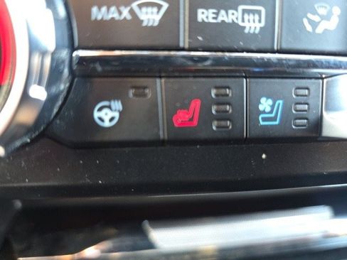 Certified 2025 Ford F350 King Ranch image 21