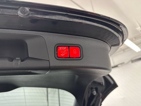 Used 2023 Mercedes-Benz GLA 250 4MATIC w/ Premium Package image 20