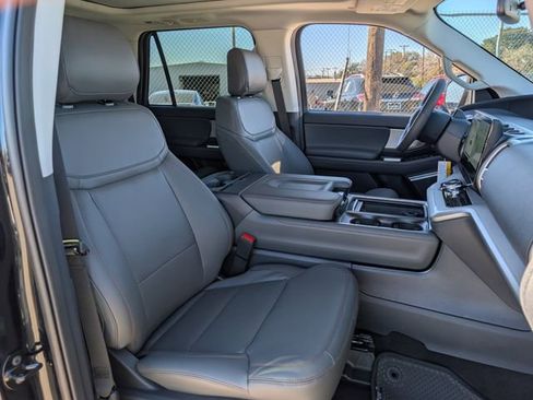 New 2025 Ford Expedition Max Active image 44