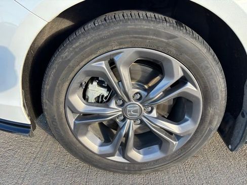 Certified 2023 Honda Accord EX-L image 9