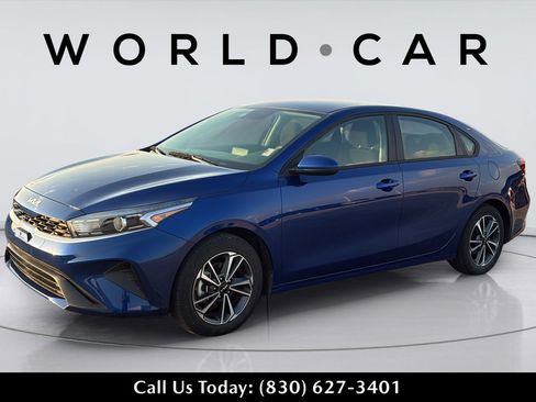 Used 2023 Kia Forte LXS FWD image 14