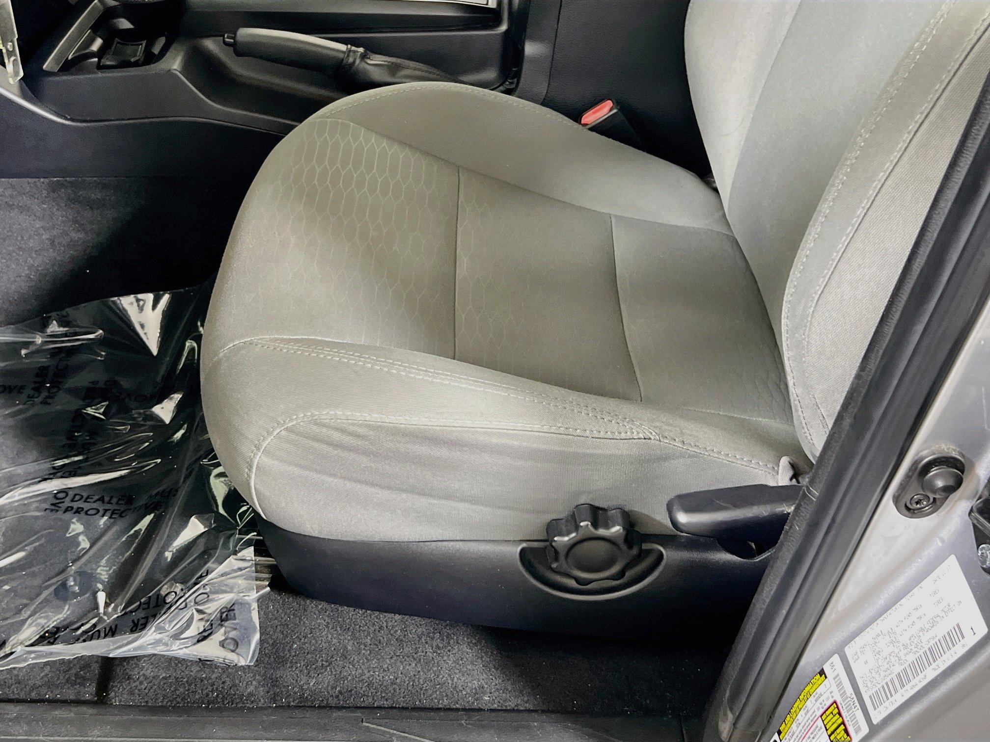 Used 2018 Toyota Tacoma SR w/ SR Convenience Package AWD/4WD image 18