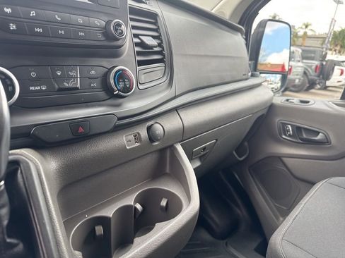 Certified 2023 Ford Transit 250 Low Roof w/ Exterior Upgrade Package image 32