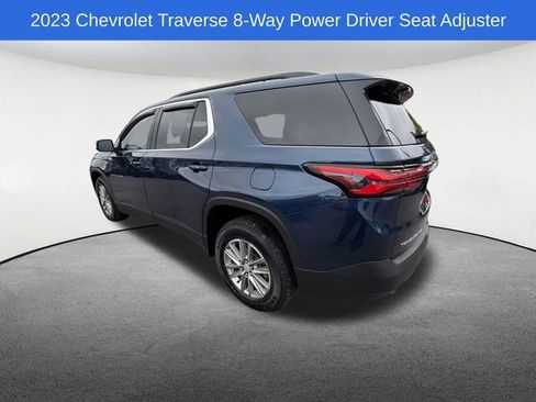 Used 2023 Chevrolet Traverse LT AWD/4WD image 14